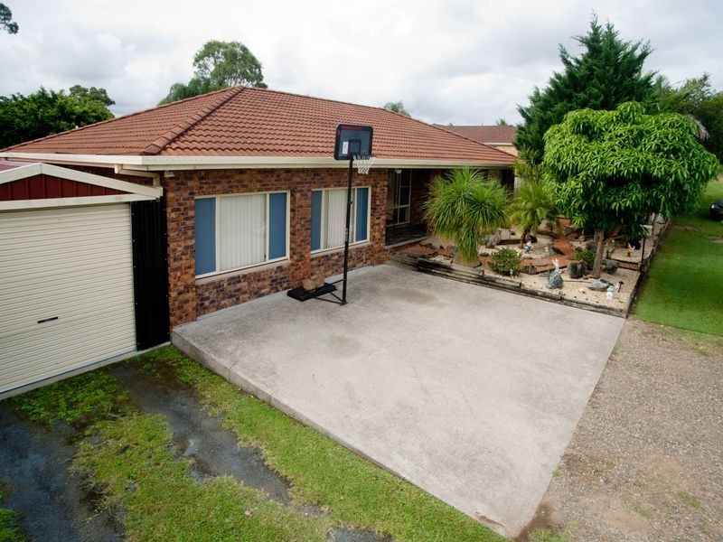 61 Bushland Drive, Taree NSW 2430