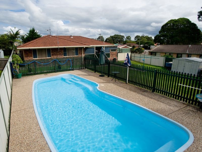 61 Bushland Drive, Taree NSW 2430
