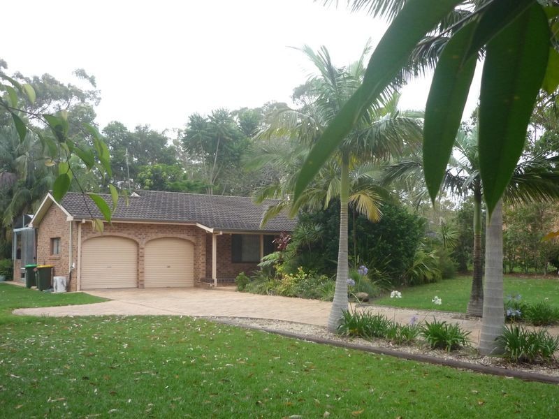 128 Old Bar Road, Old Bar NSW 2430