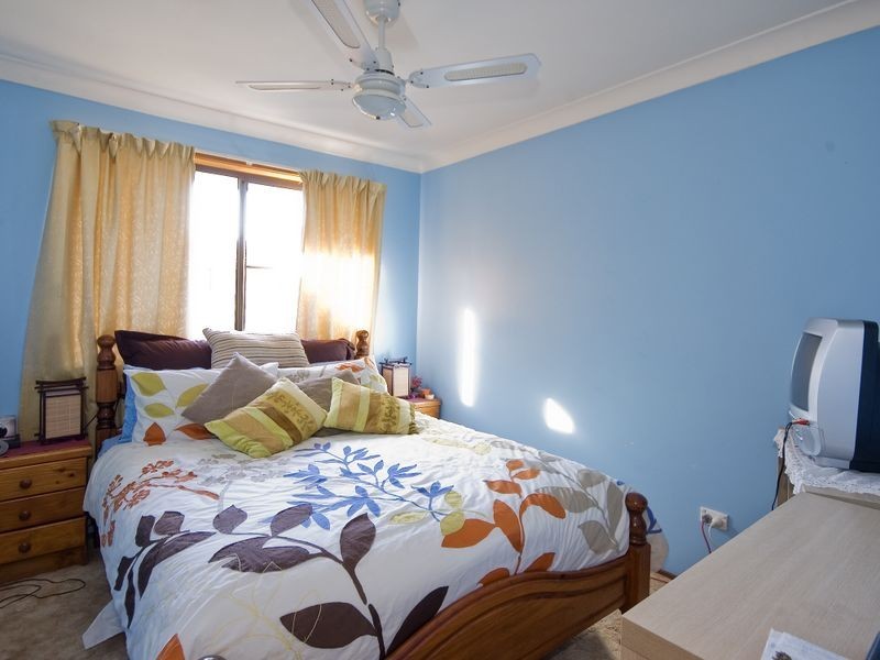 27 Lawson Crescent, Taree NSW 2430