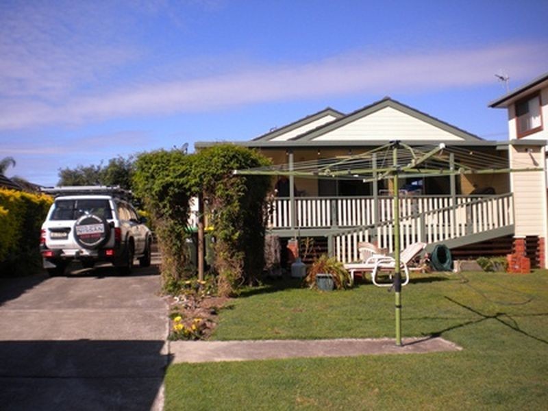 39 Hall Street, Old Bar NSW 2430