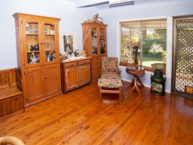 12 Gollan Ave, Tinonee NSW 2430