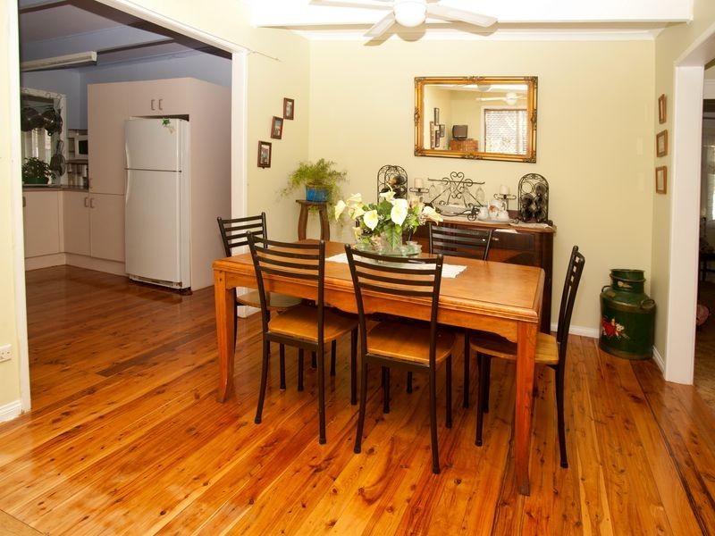 12 Gollan Ave, Tinonee NSW 2430