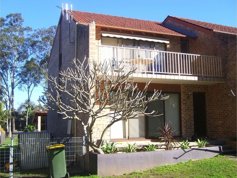 2/52 Muldoon Street, Taree NSW 2430