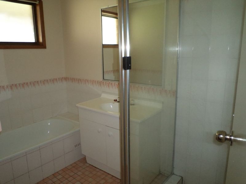 3 Rosebank Avenue, Taree NSW 2430
