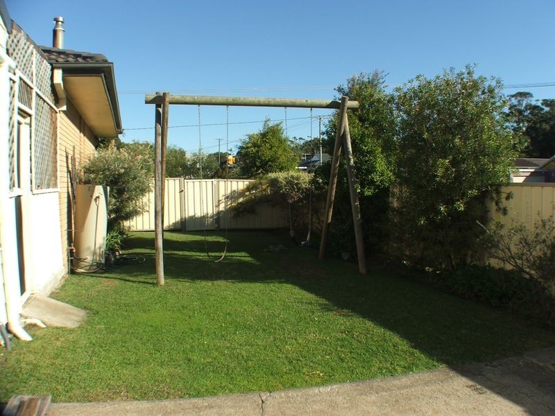 25 Bryan Street, Old Bar NSW 2430