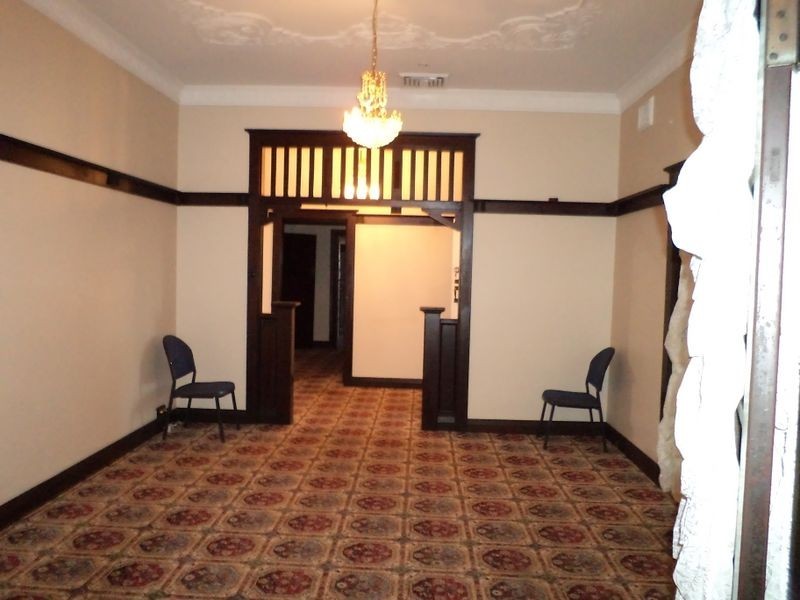 19 Victoria Street, Taree NSW 2430