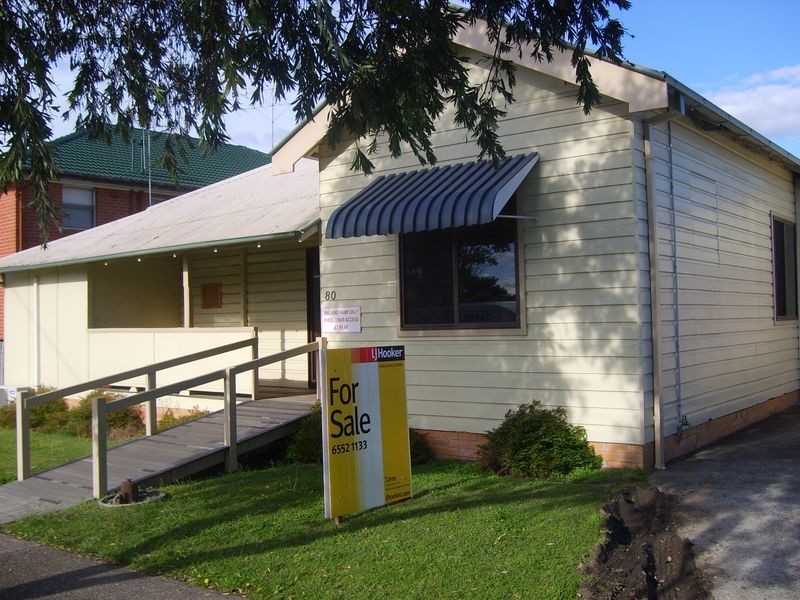 80 High Street, Taree NSW 2430