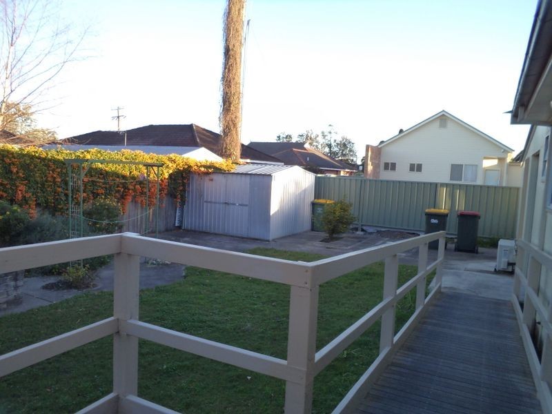 80 High Street, Taree NSW 2430