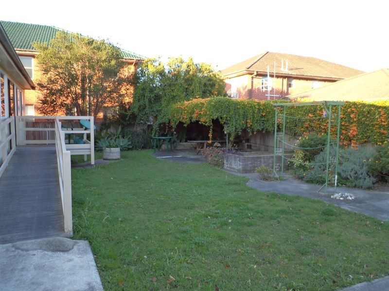 80 High Street, Taree NSW 2430