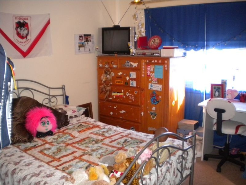 2 Arthur Ave, Taree NSW 2430