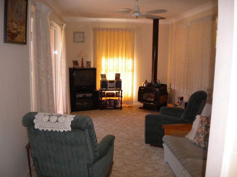 64 Bayview Crescent, Taree NSW 2430