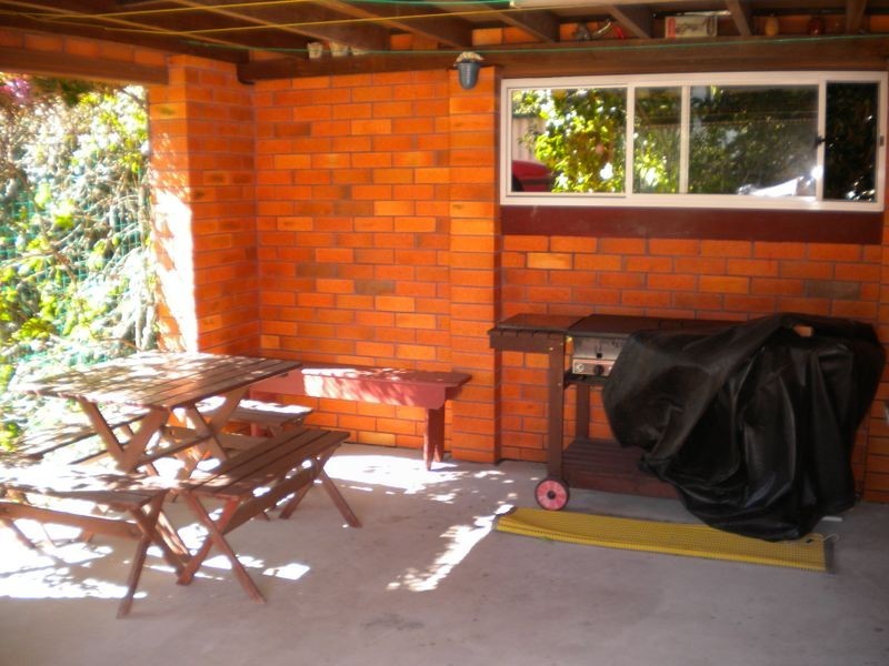 64 Bayview Crescent, Taree NSW 2430