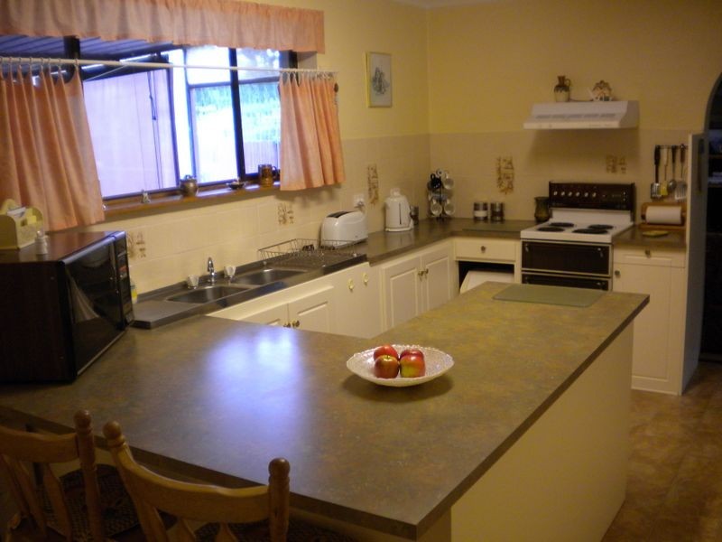 2 Apollo Close, Taree NSW 2430