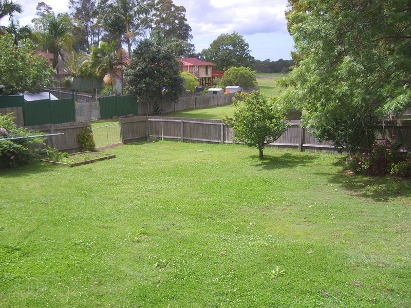 11 Alonbar Cr, Taree NSW 2430