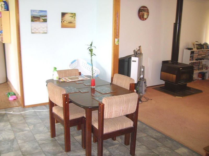 11 Alonbar Cr, Taree NSW 2430