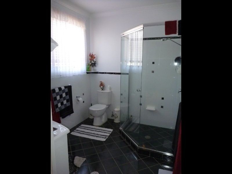 8 Sturt Place, Taree NSW 2430