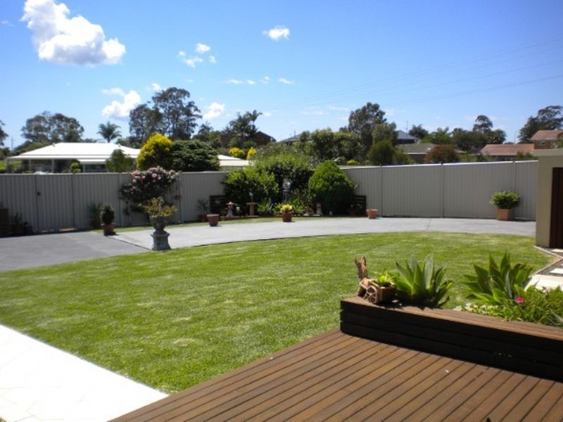 8 Sturt Place, Taree NSW 2430