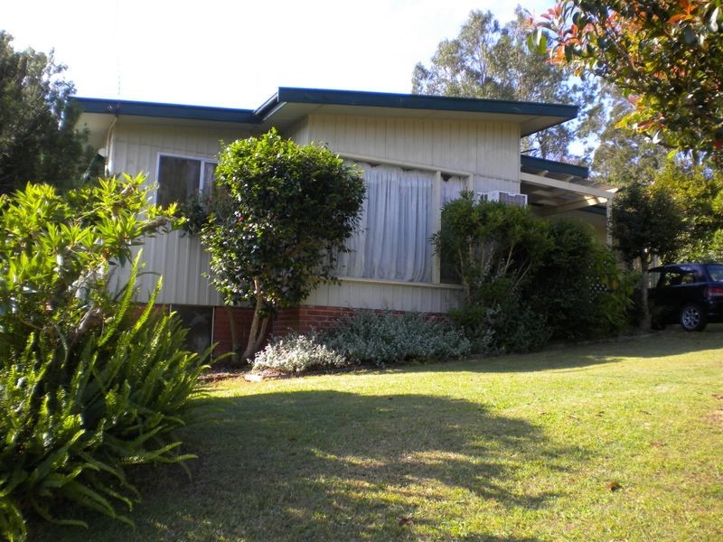 72 Bayview Cres, Taree NSW 2430