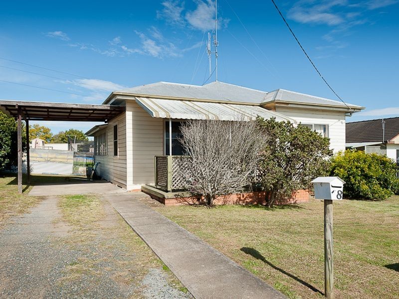 18 Bushland Drive, Taree NSW 2430