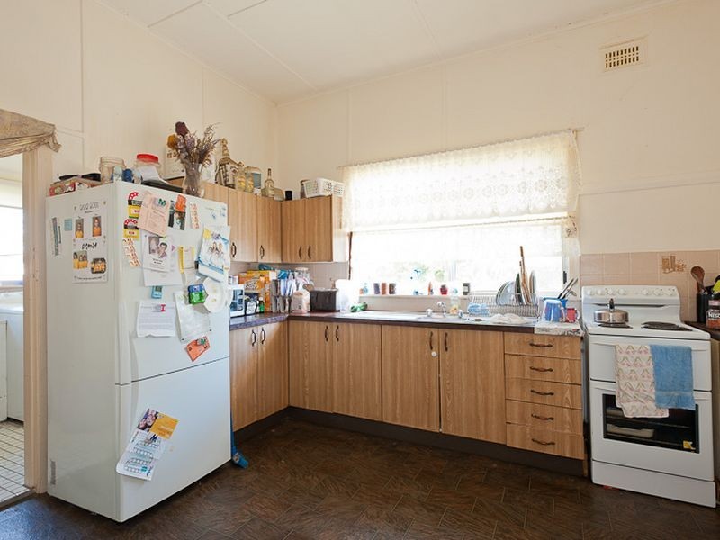 18 Bushland Drive, Taree NSW 2430