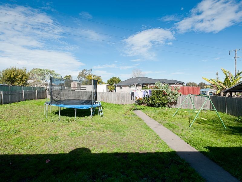 18 Bushland Drive, Taree NSW 2430