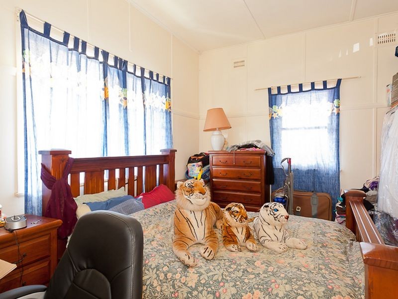 18 Bushland Drive, Taree NSW 2430