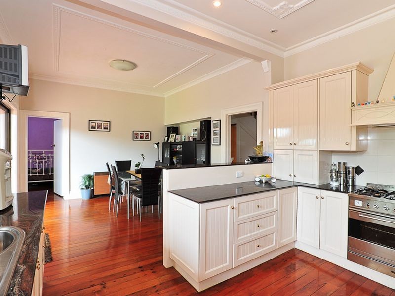 25 River Street, Taree NSW 2430