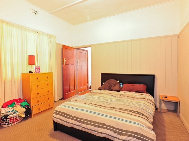 21 Flett Street, Taree NSW 2430
