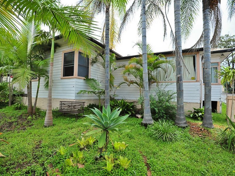 21 Flett Street, Taree NSW 2430