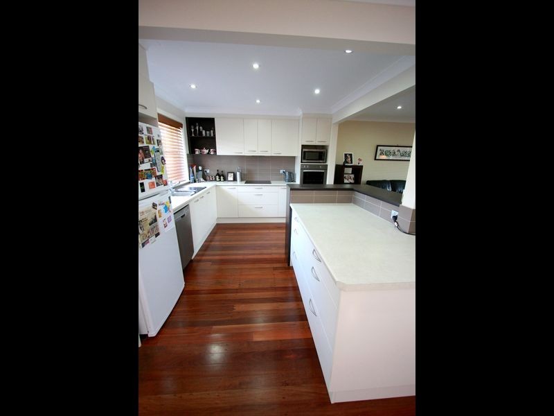 8 Wooton Crescent, Taree NSW 2430