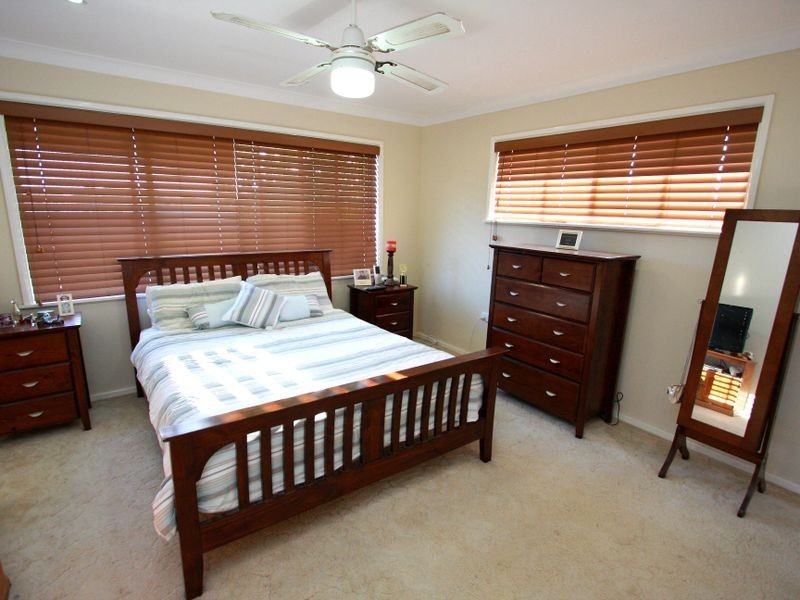 8 Wooton Crescent, Taree NSW 2430