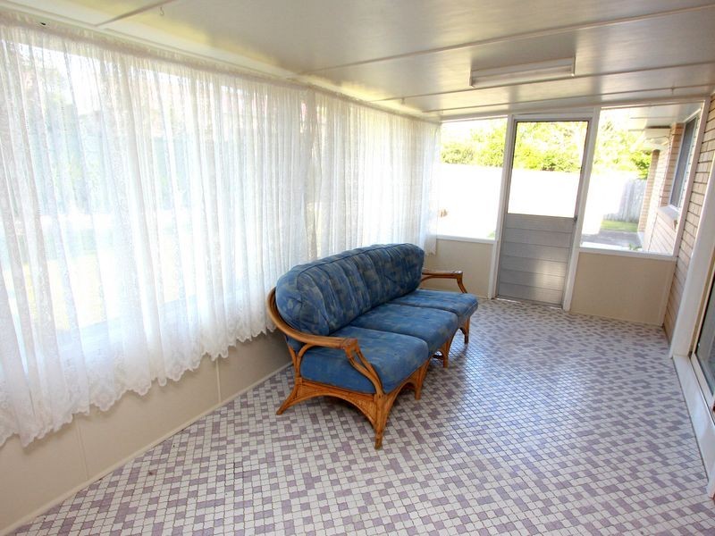 8 Wooton Crescent, Taree NSW 2430