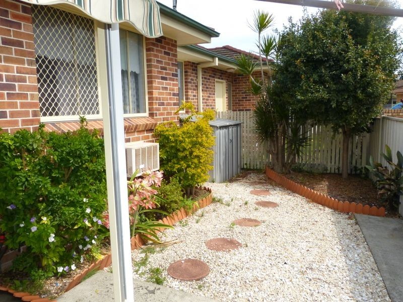 2/4 Winton Avenue, Taree NSW 2430