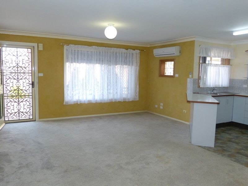 2/4 Winton Avenue, Taree NSW 2430