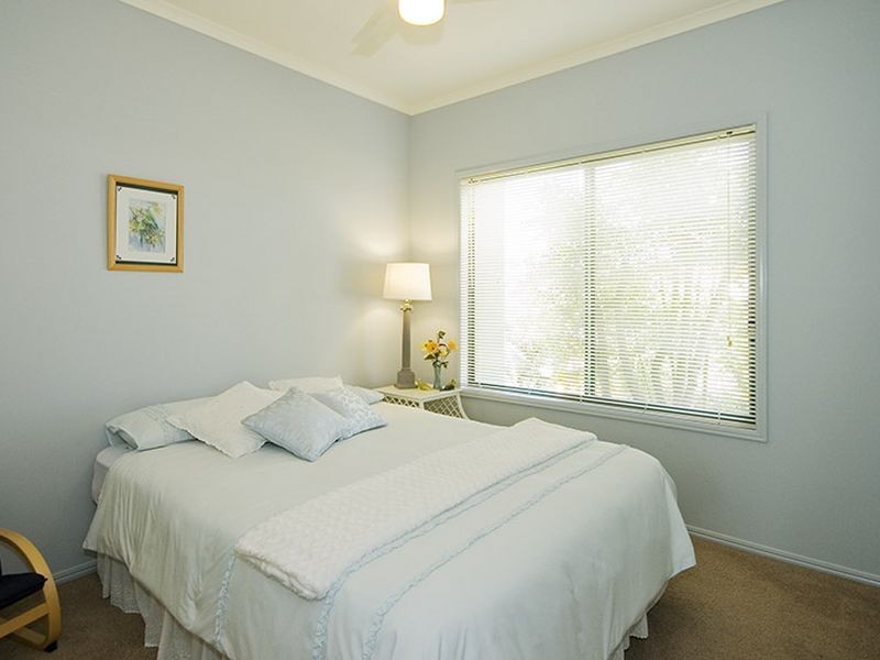 4 John Armstrong Close, Taree NSW 2430