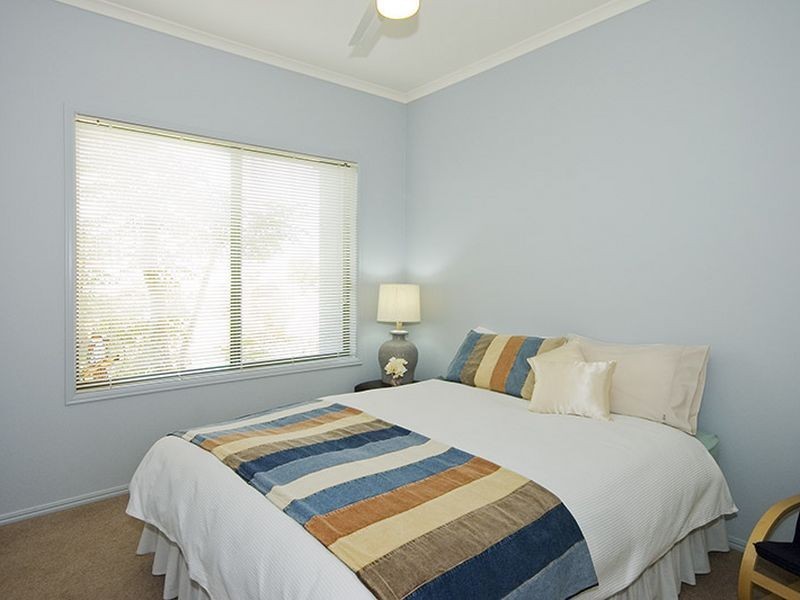 4 John Armstrong Close, Taree NSW 2430