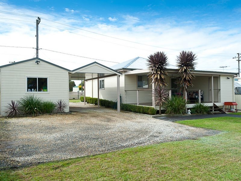 124 Commerce Street, Taree NSW 2430