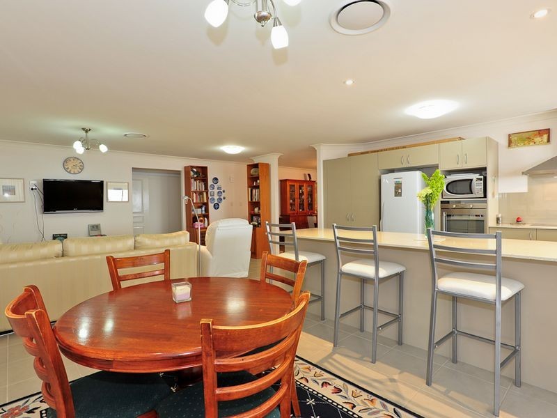 17 Riverlinks Court, Taree NSW 2430