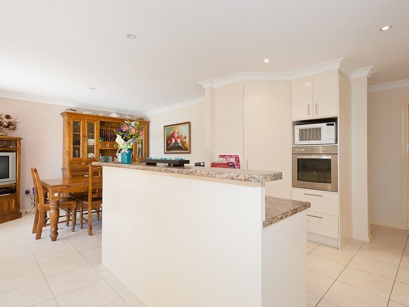2 Pyrus Drive, Taree NSW 2430