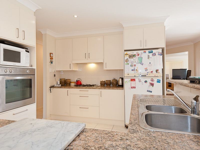 2 Pyrus Drive, Taree NSW 2430
