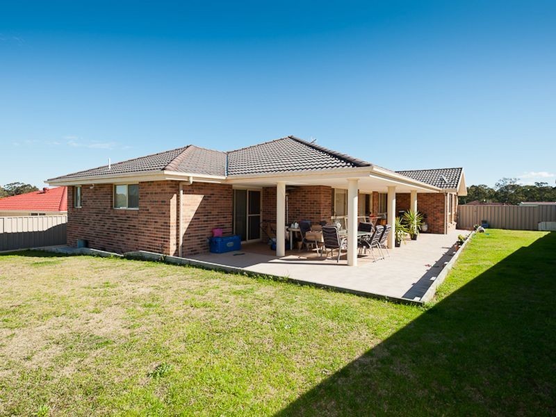 2 Pyrus Drive, Taree NSW 2430
