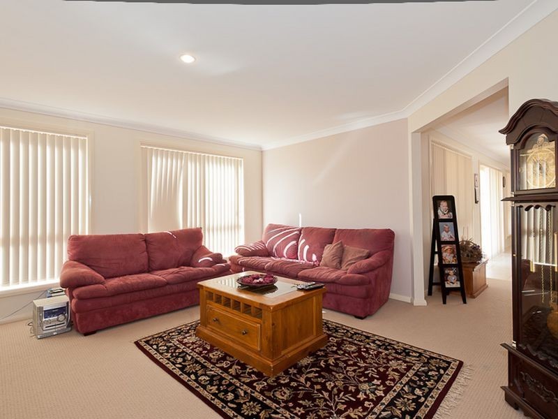 2 Pyrus Drive, Taree NSW 2430