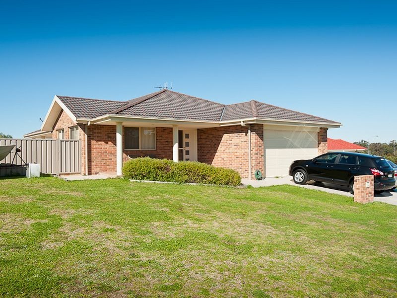 2 Pyrus Drive, Taree NSW 2430