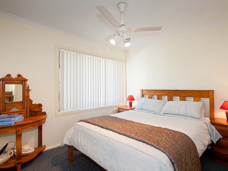 2 McLeod Close, Taree NSW 2430