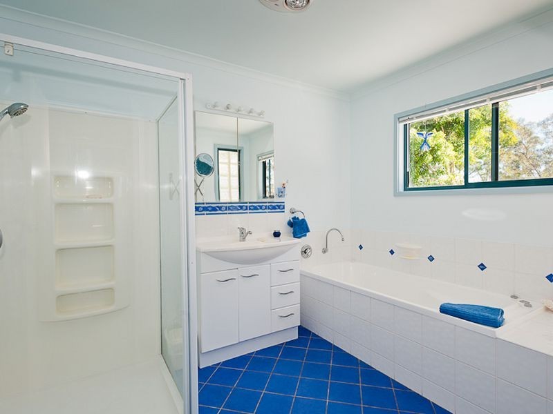 2 McLeod Close, Taree NSW 2430