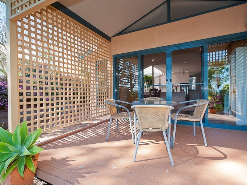 2 McLeod Close, Taree NSW 2430