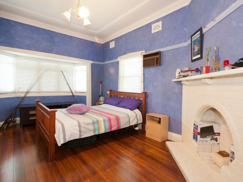 24 Little Wynter Street, Taree NSW 2430