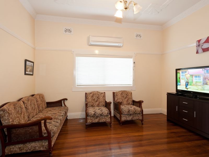 24 Little Wynter Street, Taree NSW 2430