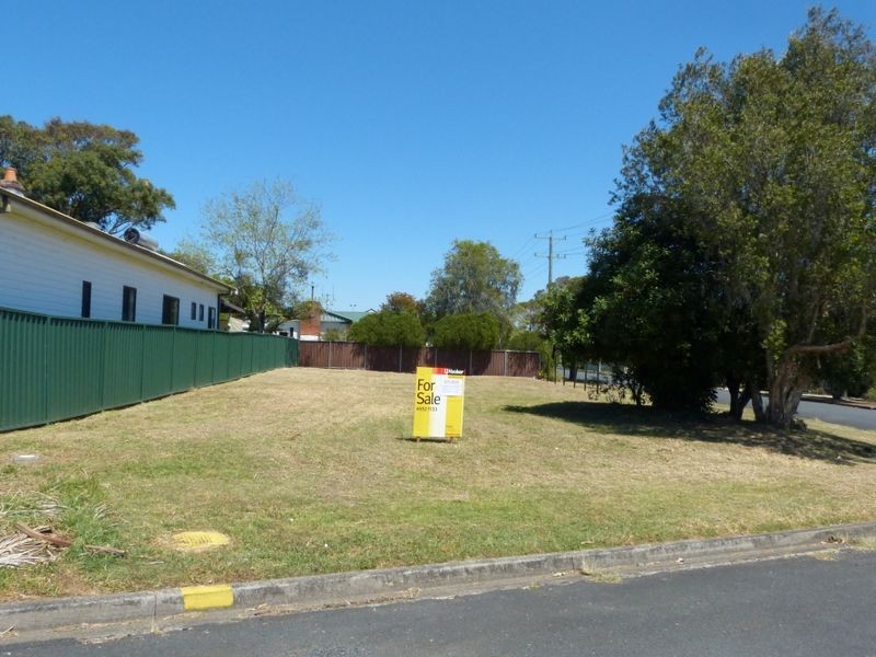 16 Queen Street, Taree NSW 2430